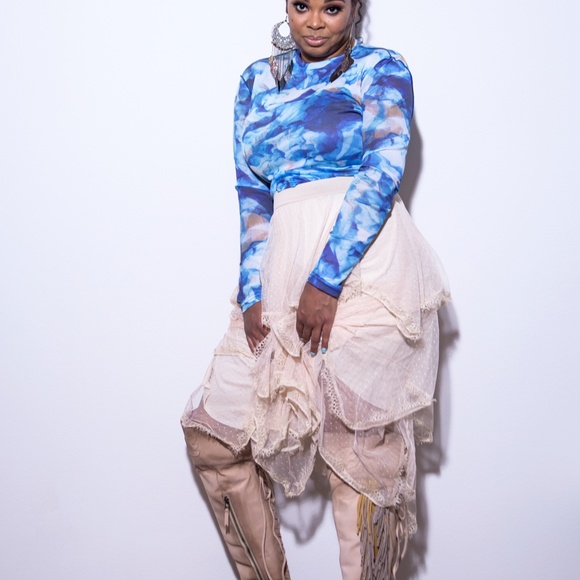 In The Clouds Blouse - Picture 2 of 3